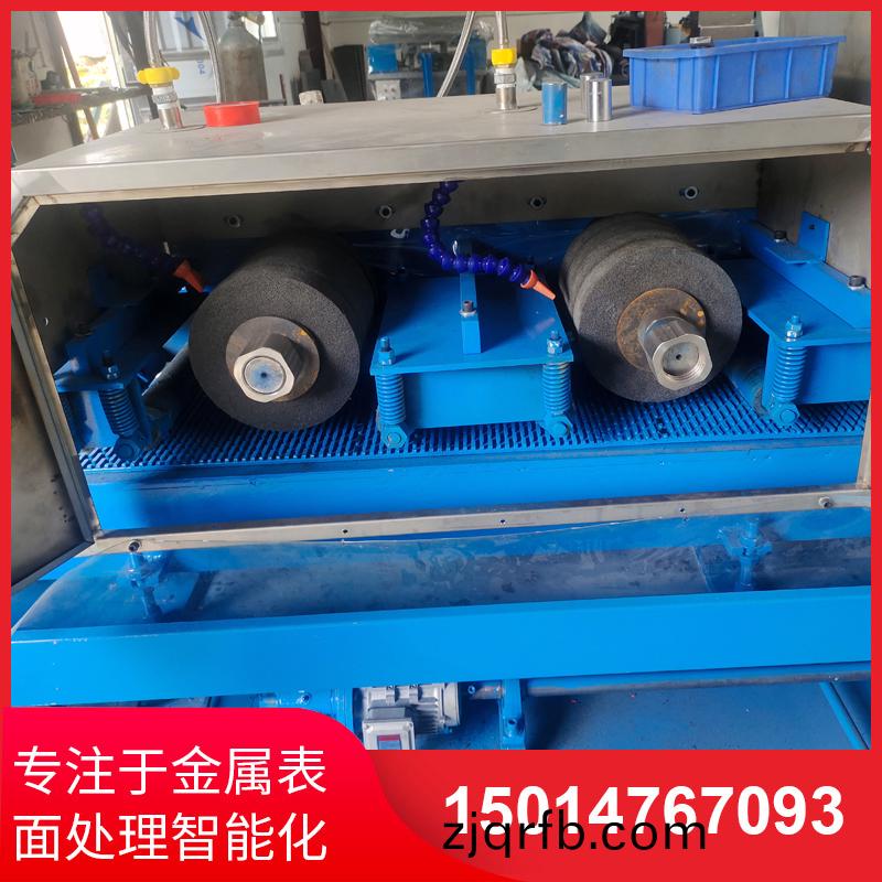 二(er)砂二輪輸送水(shui)磨機銷售